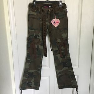 New Bubblegum Camo pants with pockets